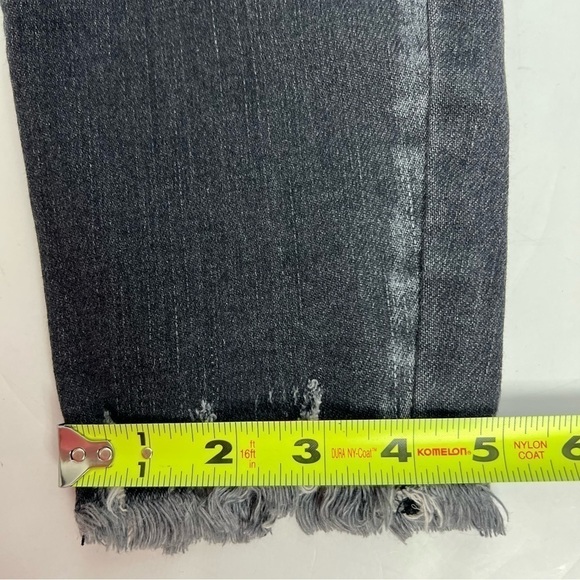 KanCan Junior Women’s Dark Gray Jeans Sz 27 (7) Distressed/Ripped Raw Hems/Waist - Picture 13 of 13
